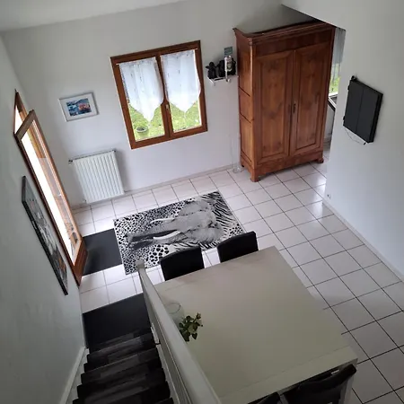 Jolie Maison Avec Piscine Сasa de vacaciones