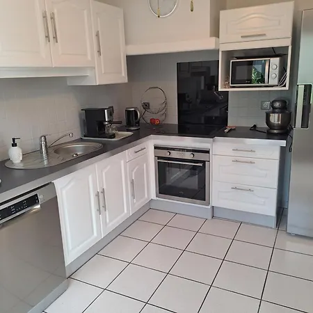 Jolie Maison Avec Piscine Сasa de vacaciones *