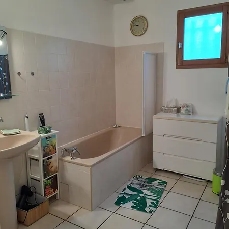 Jolie Maison Avec Piscine Сasa de vacaciones *