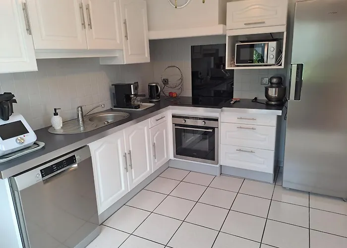 Jolie Maison Avec Piscine Ferienhaus *